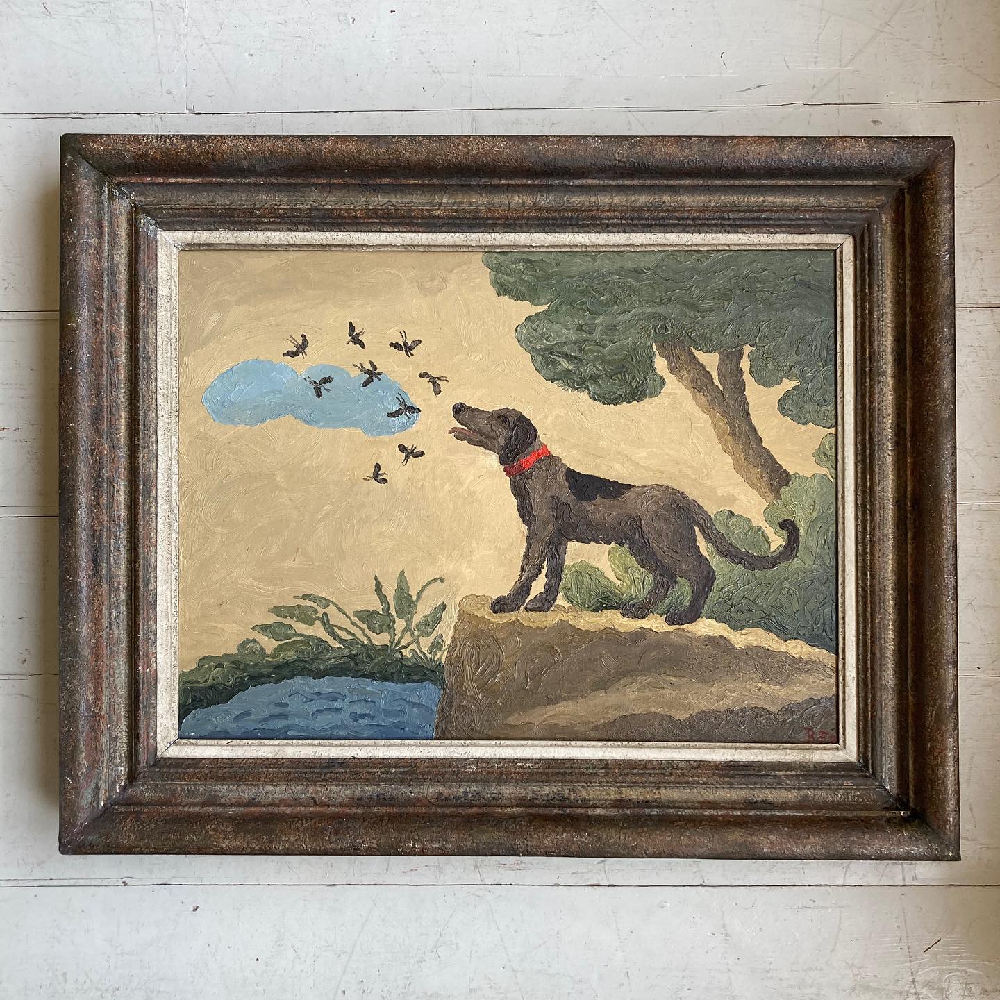 This frame, which we’ve copied several times before, has been paired with this lovely oil painting ‘Dogs and Mayflies’ by @ramirofernandezsaus_